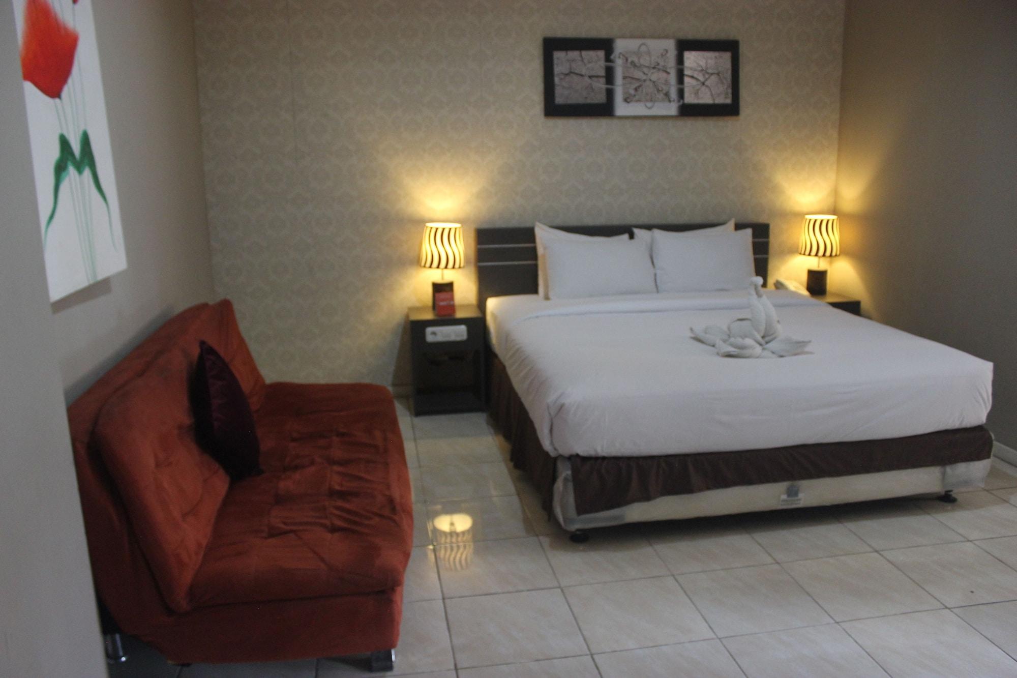 Reddoorz @ Sunset Point Seminyak Exterior foto